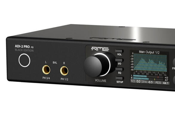 RME ADI-2 Pro FS Black Edition - 