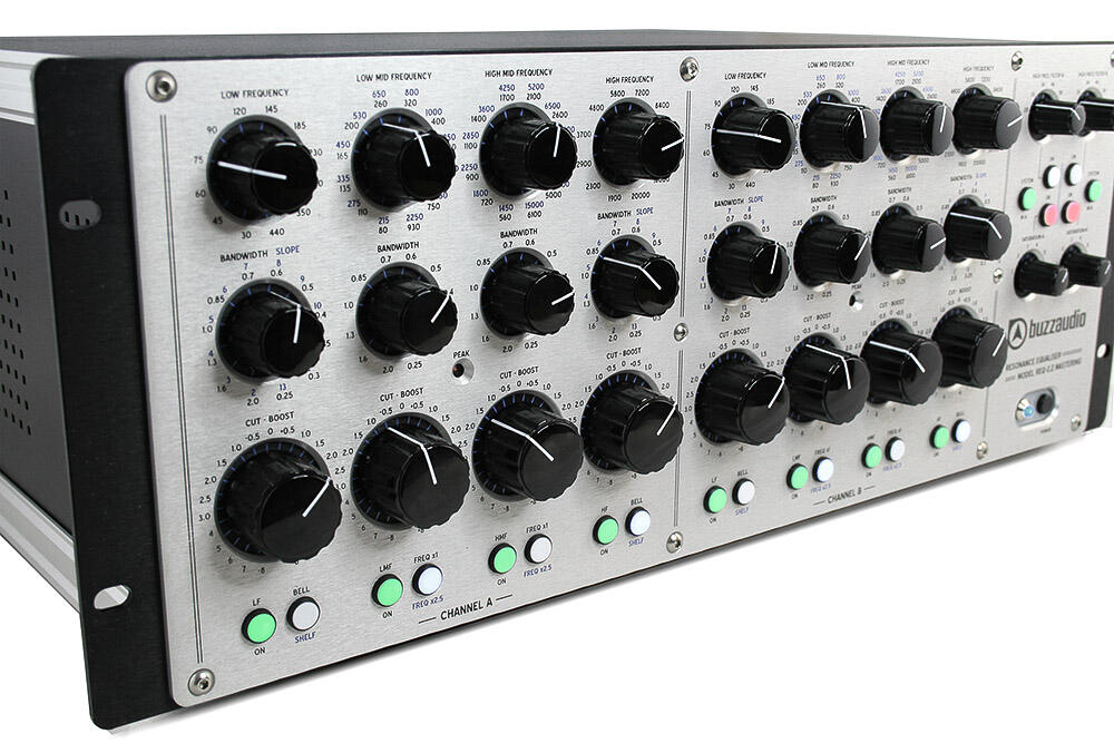 Buzz Audio - REQ 2.2, Optionen (ME/MEA, Transformer, Color)