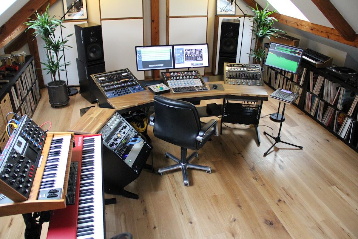 WAVE NATURE - Studiomöbel Siderack (19" Zoll Rack)