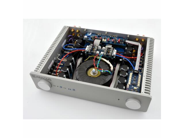 Abacus Ampollo Dolifet, Referenzverstärker Stereo