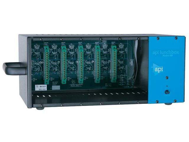 API 500-6B HC - 6 Slot Lunchbox mit Power Supply