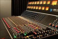 API 1608 mkII - Legendary Recording Console for 500 Series, Standard Fitted
