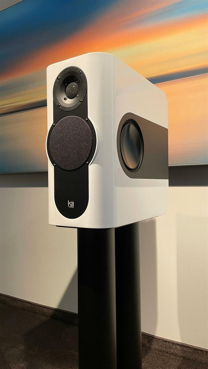 Kii Audio - Kii THREE System Exklusivfarbe: Hochglanz weiß
