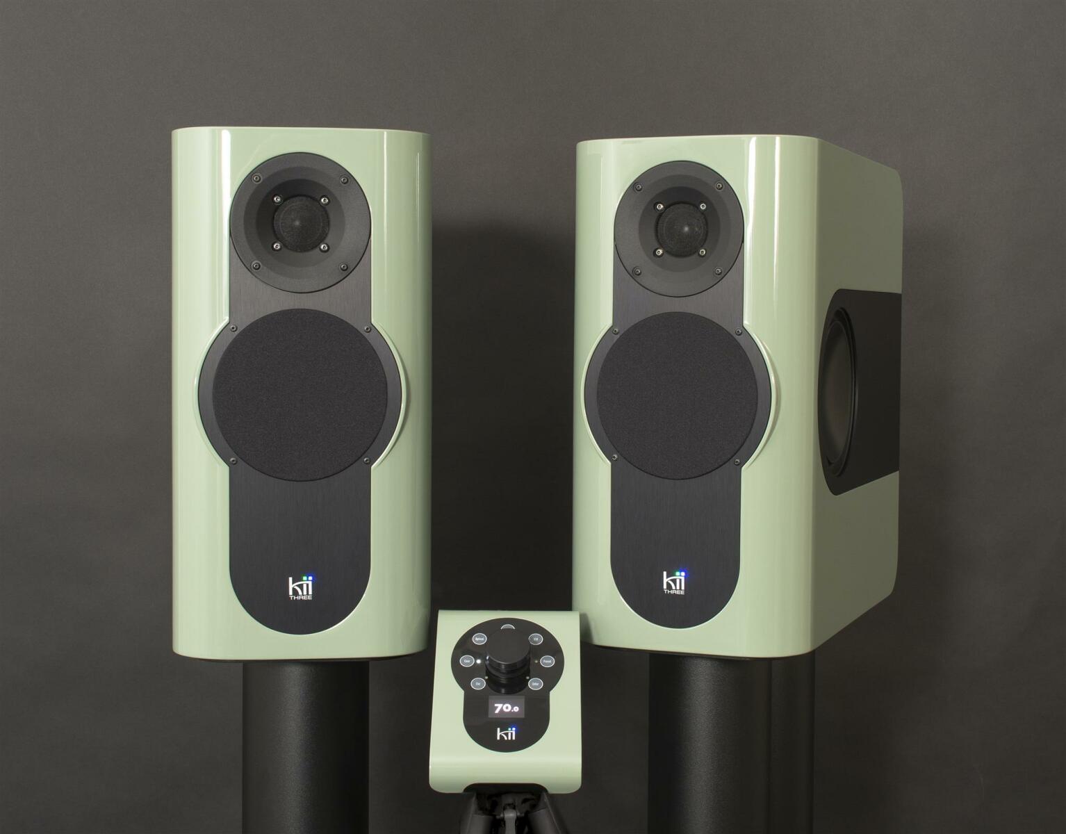 Kii Audio - Kii THREE System Premiumfarbe:Spring Green Hochglanz
