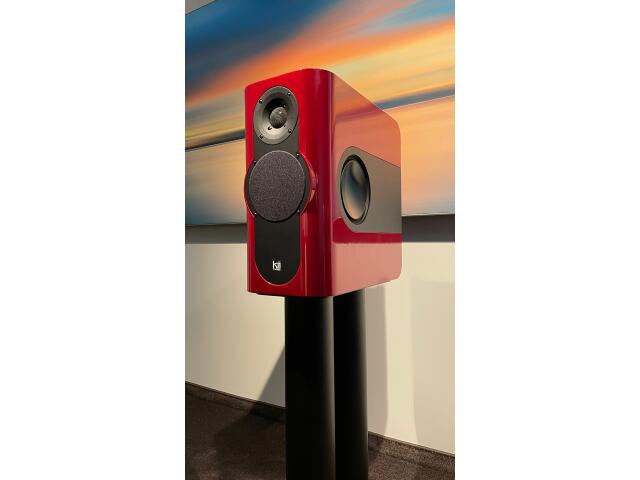 Kii Audio - Kii THREE System Premiumfarbe: Tempranillo Red Hochglanz Metallic