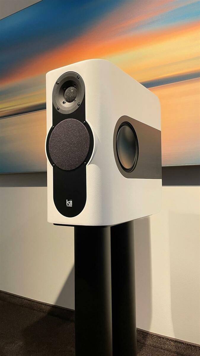 Kii Audio - Kii THREE System Standardfarbe: White Fine Touch Matt