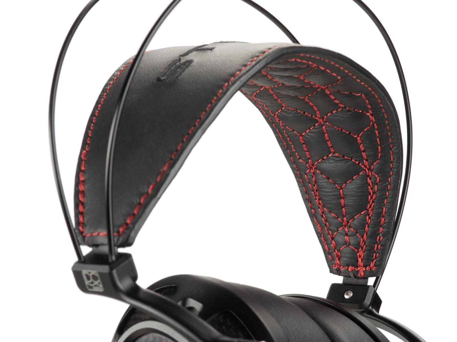 Dan Clark Audio - Stealth